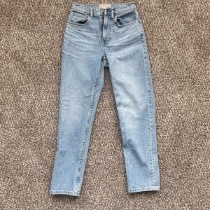 Everlane The Cheeky Jean Women’s Crop Jean